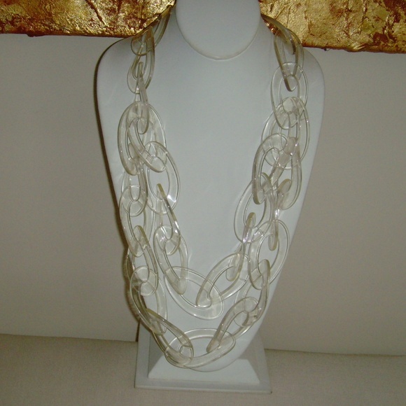 Kenneth Jay Lane Clear Lucite and Gold-Tone Chain Link Style Necklace - Picture 8 of 10